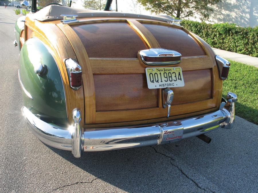  Chrysler Town & Country Convertible 1948 года  (фото 34 из 53)